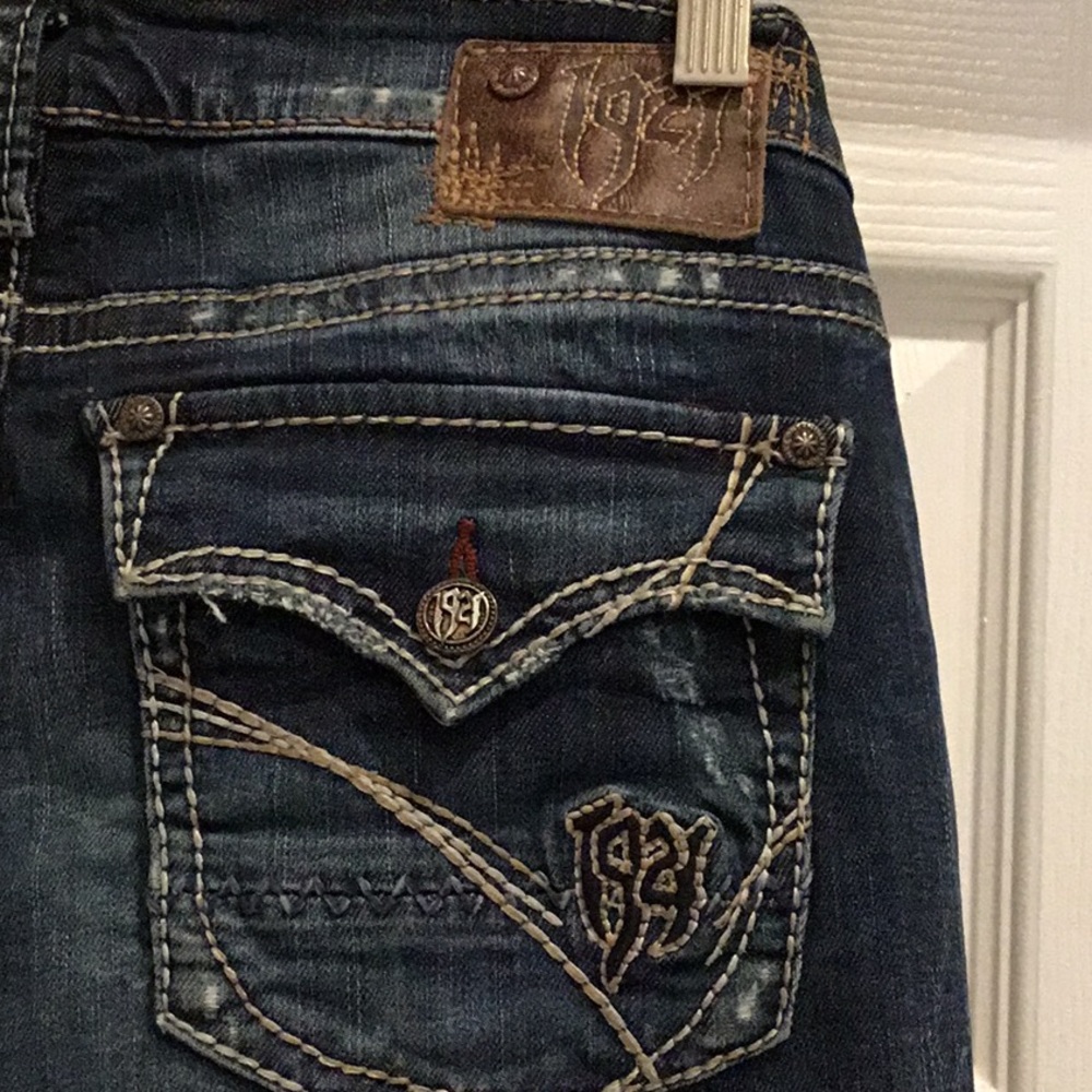 1921 Faded & Ripped Boot Cut Jeans - Picture 7 of 8